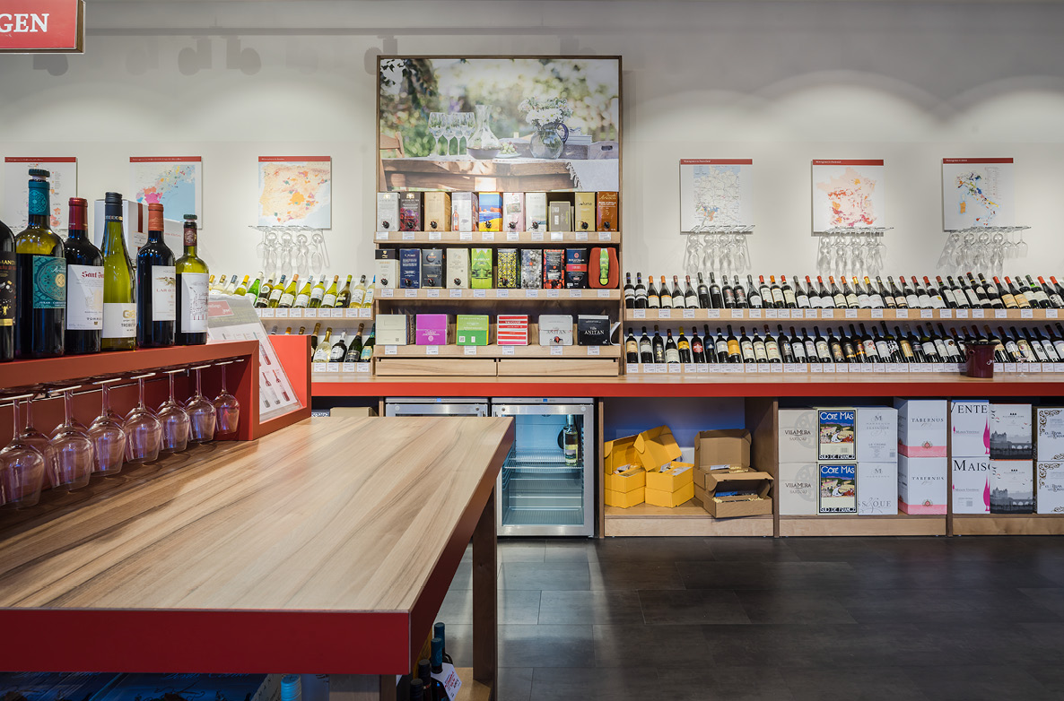 DSD5 Innenarchitekturbüro Planung des Shopkonzepts für Jacques Wein-Depot in Aachen